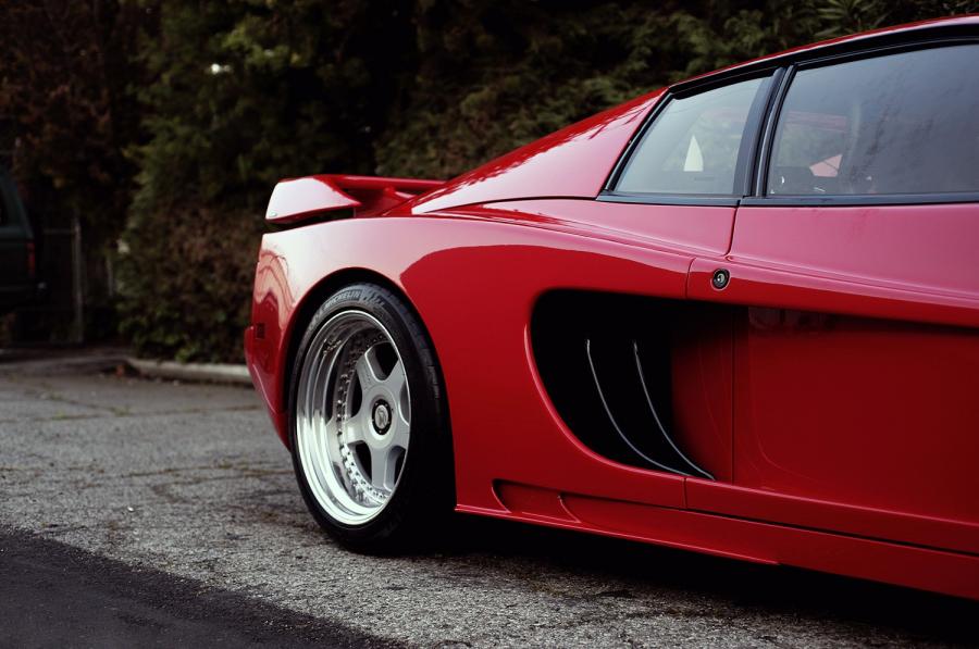 Детали экстерьера Ferrari F512 M Widebody by Hamann 1995 года  (фото 3 из 6)